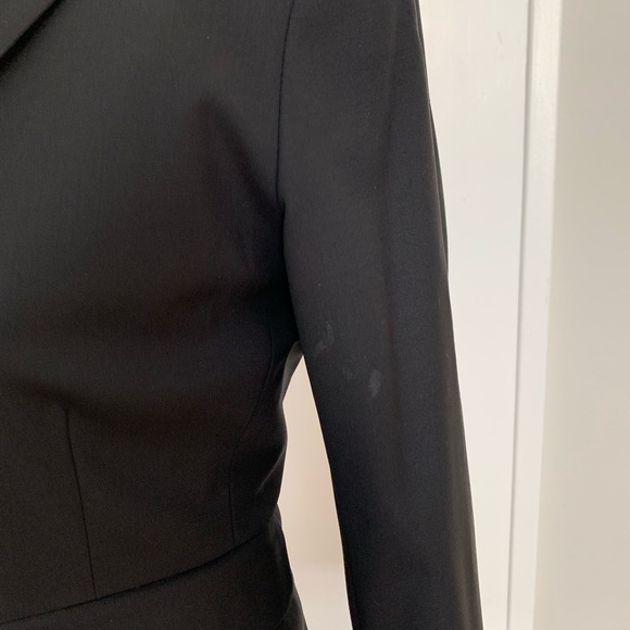 Theory wool blazer in black size 4 - Picture 2 of 5